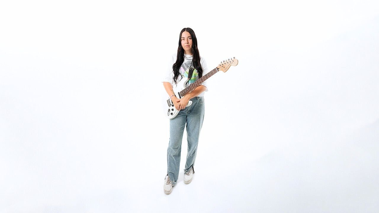kristen taylor - falling (Official Visualizer)