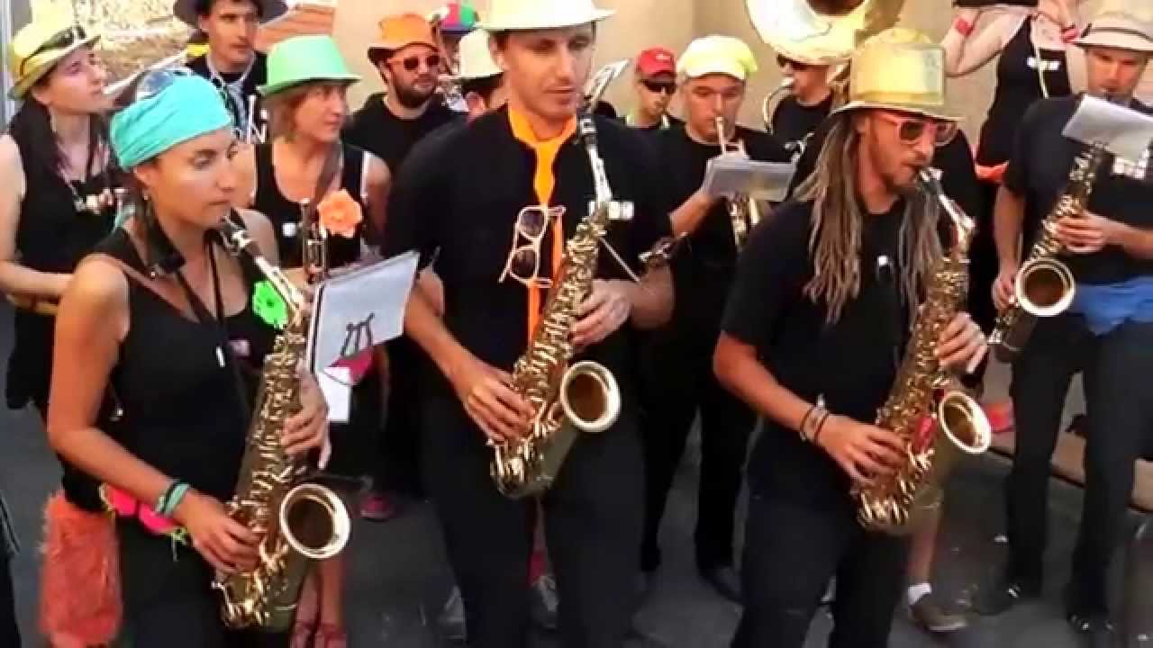 Encantada - La Fanfare à la Noix à La Tour-en-Jarez 2014