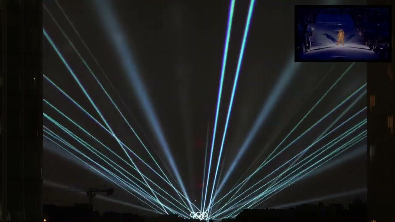 4K Paris 2024 Eiffel Tower lightshow during Opening Ceremony - Lumières sur Tour Eiffel Ouverture JO