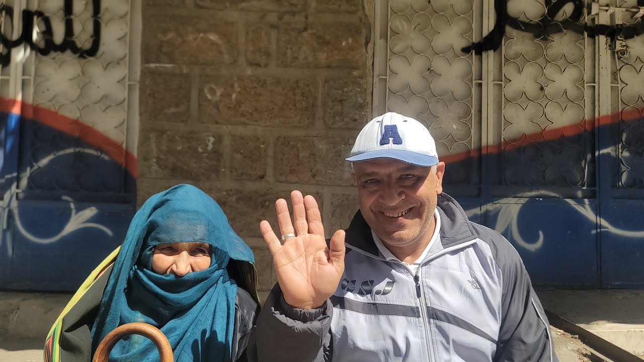 “هؤلاء هم جمال الدنيا الصامت…كبار السن.. بركة تمشي على الأرض.”