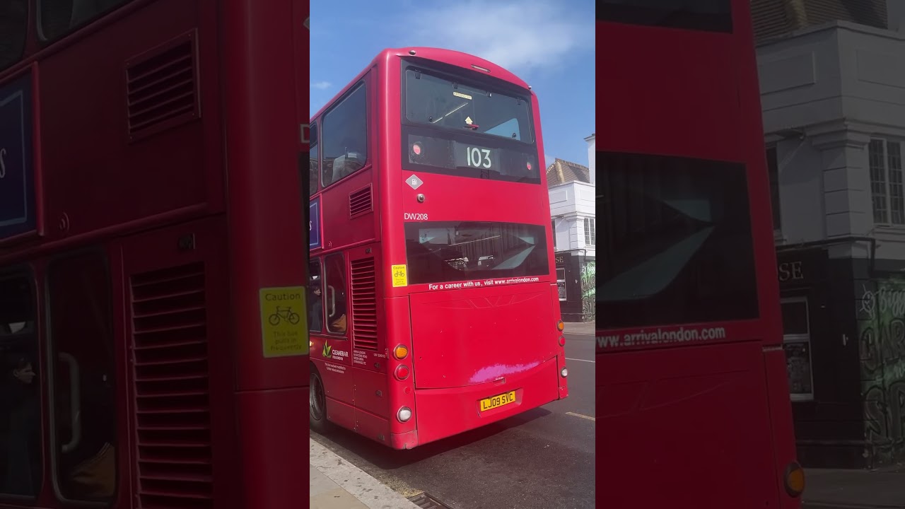 5, 86, 103, 252 and 498 at Romford Station #bus #localbus #publicbus #tfl