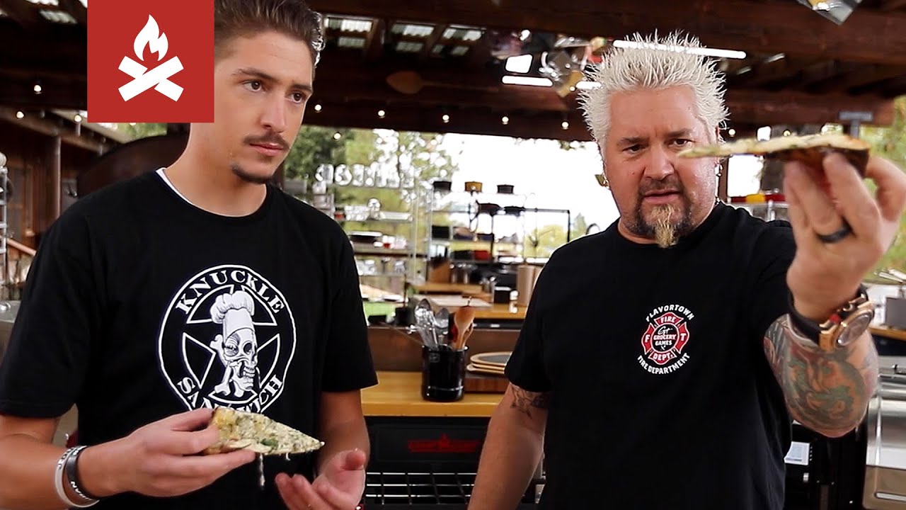 Гай Фиери проводит PIZZA THROWDOWN с Антонией Лофасо, Кристианом Петрони, Аароном Мэем и Хантером...