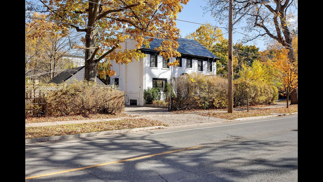 995 Royal York Road, Toronto, ON