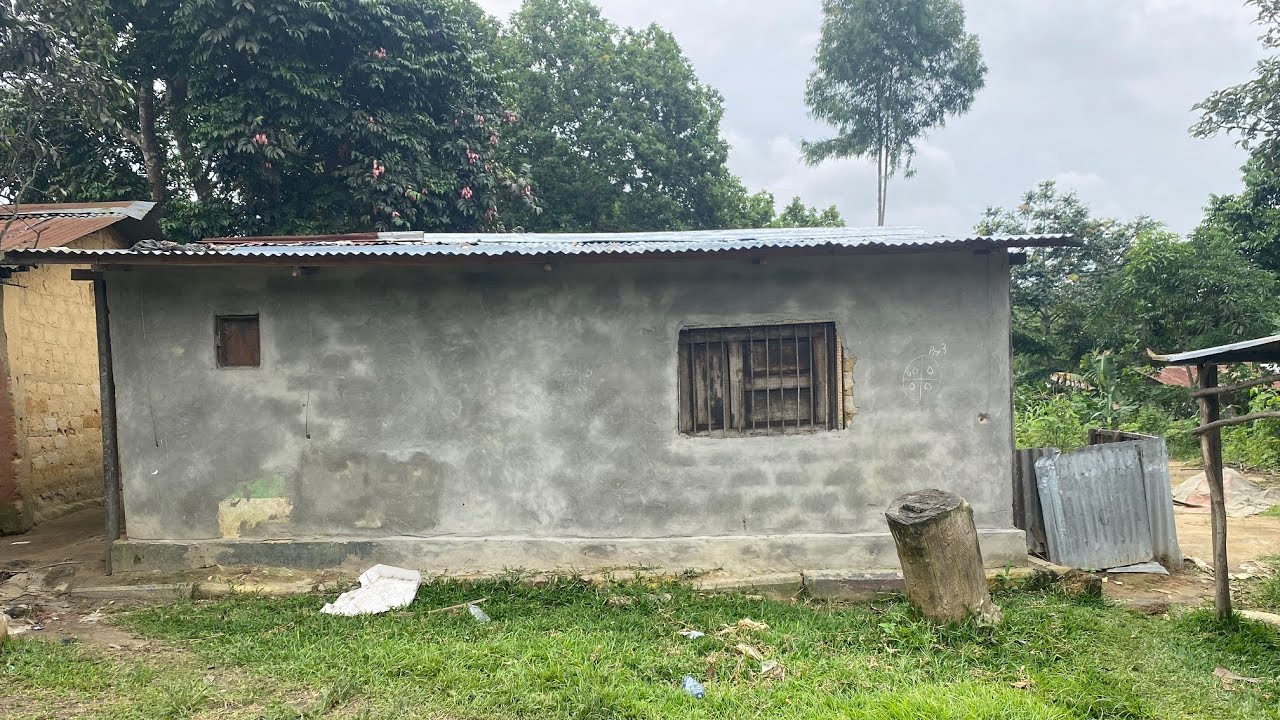 11/01/2026 À VENDRE NA MACADAM GRANDE PARCELLE 27/50M ARBRE FRUITIERS Q/NDAKUA PEMBE 📞+243996527894