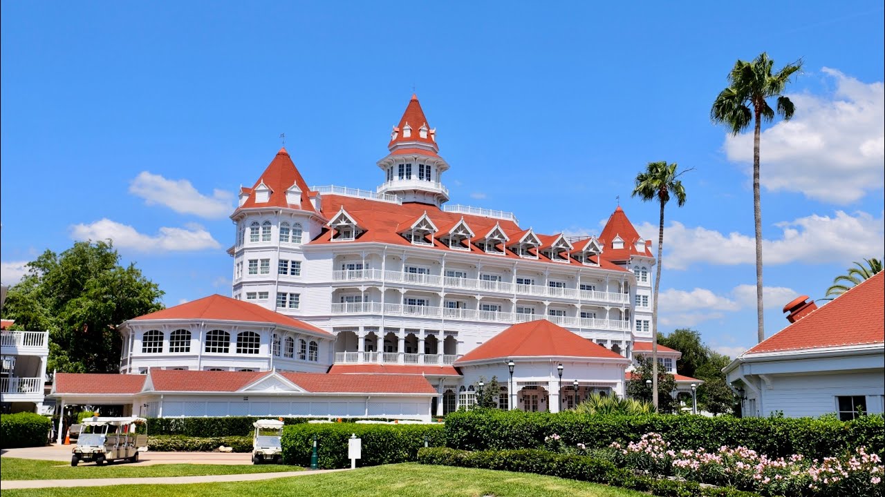 Disney's Grand Floridian Resort 2022 Walking Tour in 4K | Walt Disney World Magic Kingdom Resort