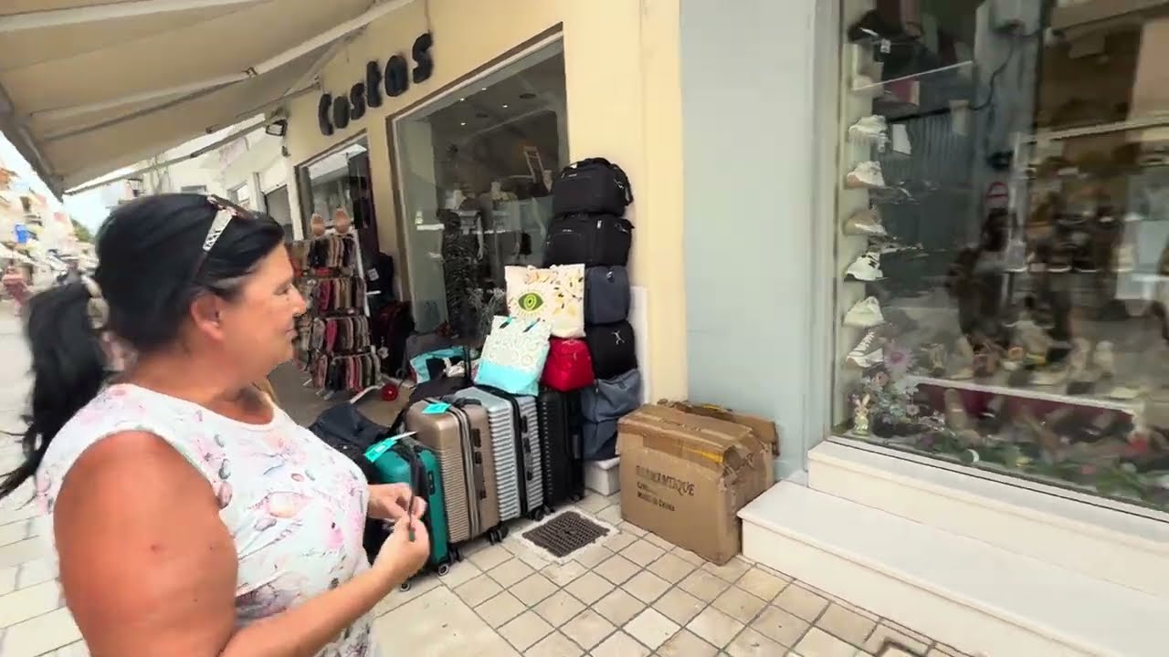 Kefalonia, Argostoli street walk , let’s see what we find