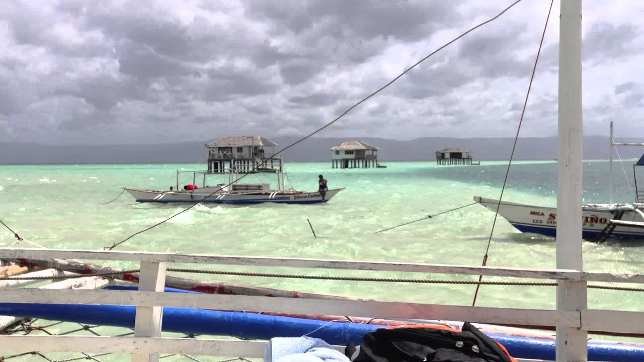 Manjuyod White Sandbar North Bais Bay Dumaguete by HourPhilippines.com