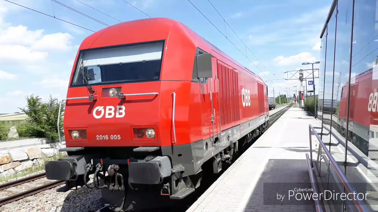 Nachmittags am Bahnhof Irnfritz