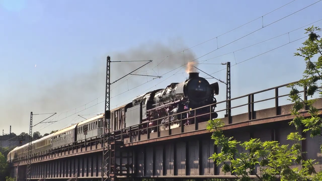 01 1104 mit belle-trains-Sonderzug und 218 155