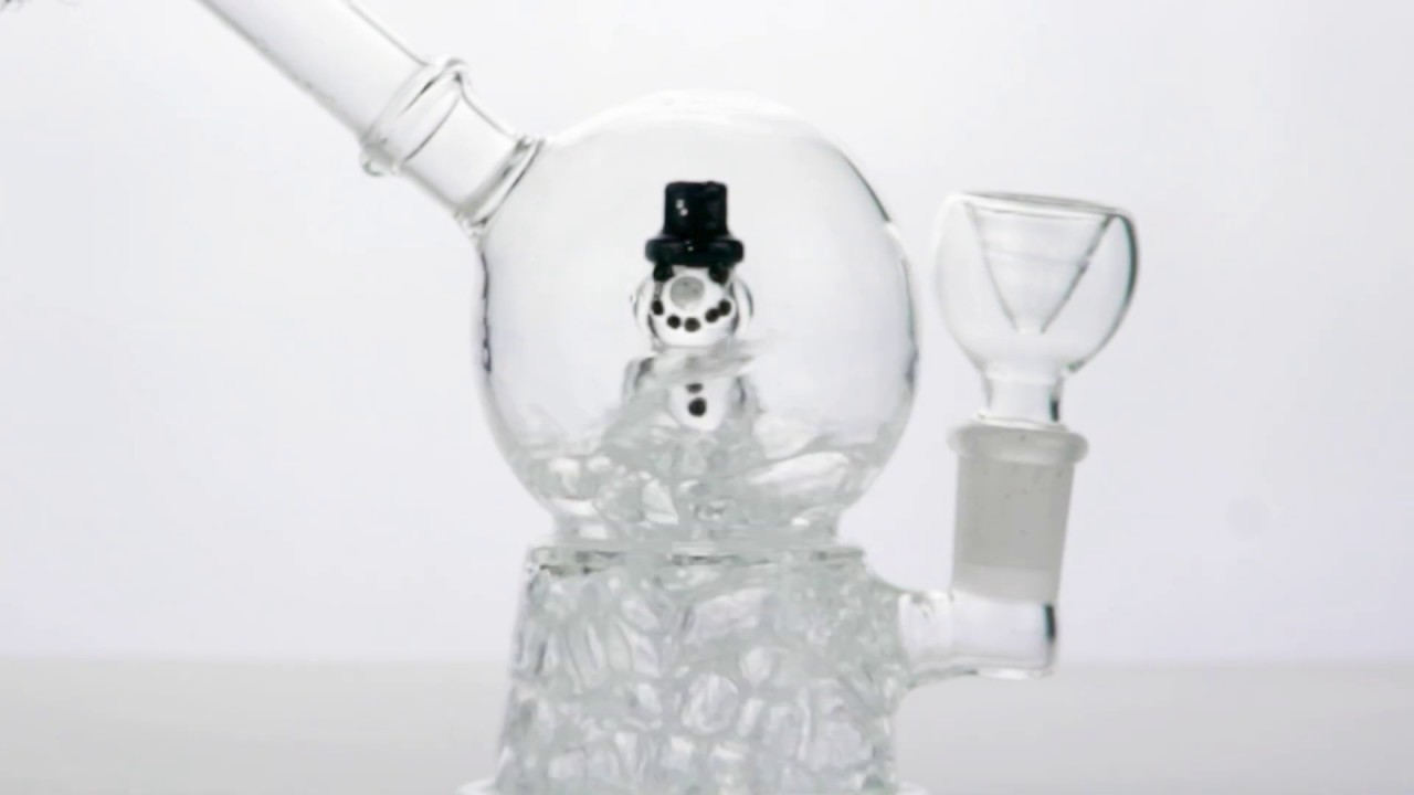 HEMPER GLASS: Snow Globe Bong
