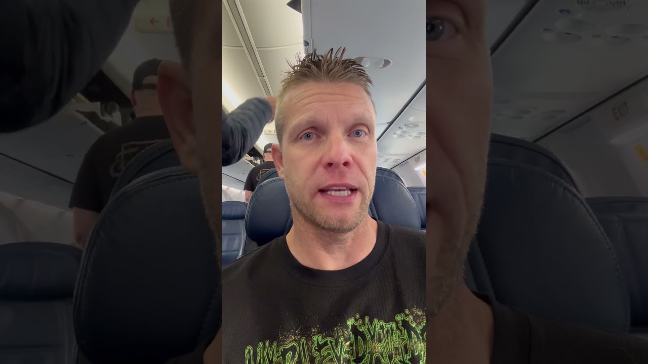 Rude flight attendant experience on Delta  #travel #deltaairlines #saltlakecity  #airport