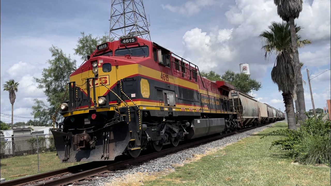 KCS 4615 AC44CW & Double Rear DPU&rsquo;s Lead Loaded Grain Train