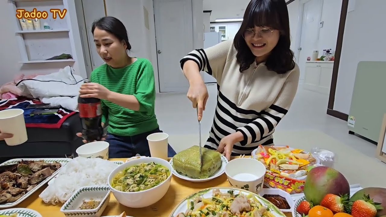 베트남 사람은 한국에서 이렇게 새해 파티를 만들었어요.