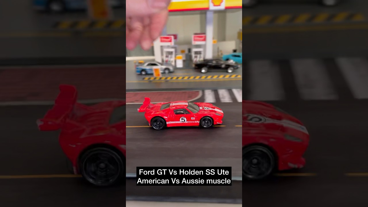 Holden SS ute Vs Ford GT in an epic hot wheels showdown 🔥🔥 #hotwheels #racing #hotwheelscollector