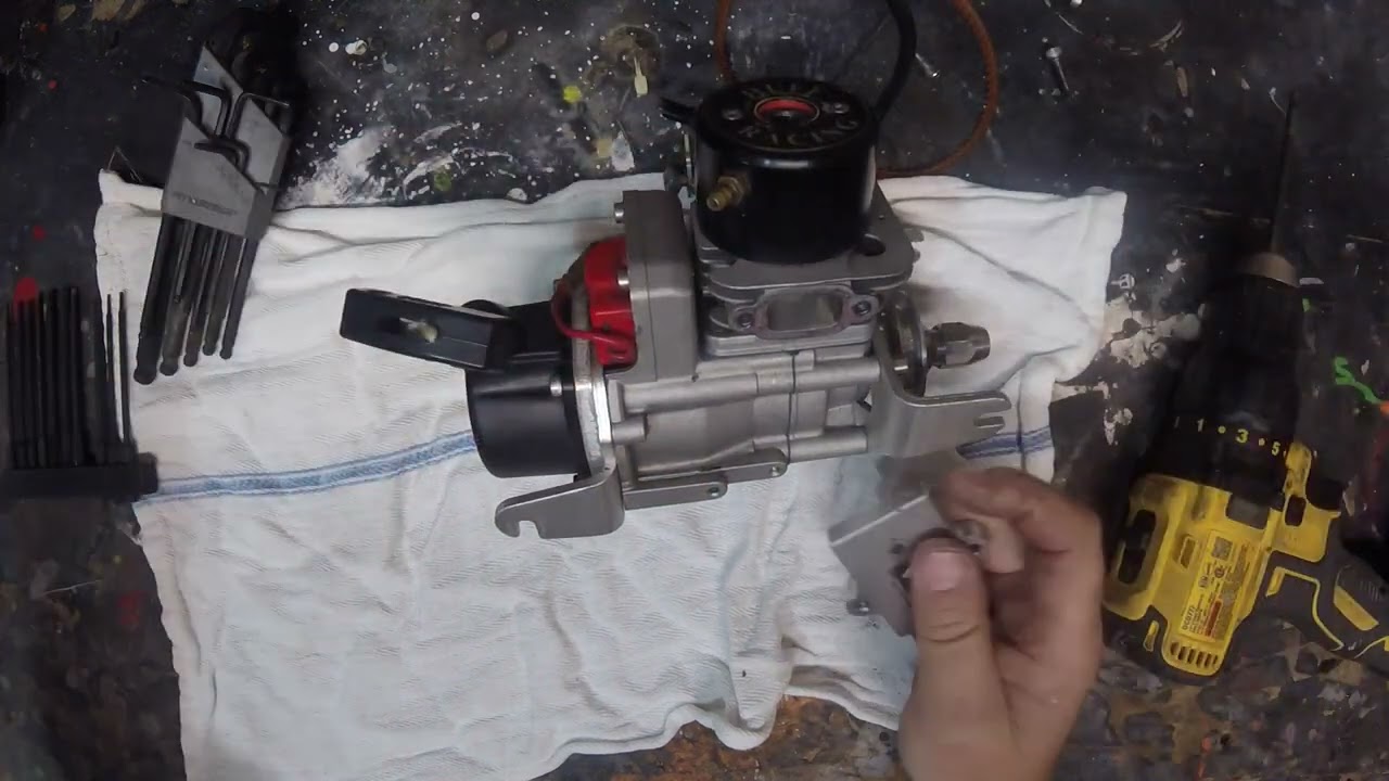 Zenoah Marine Engine Rebuild Part 1