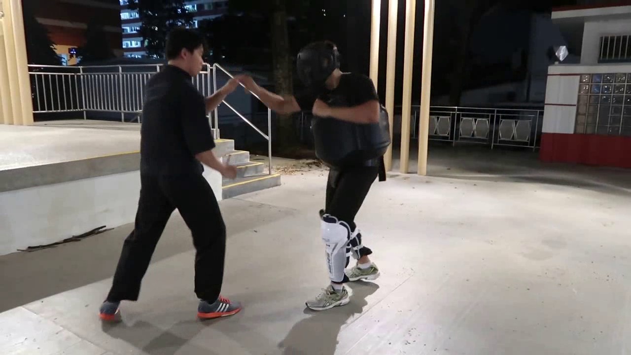 Jeet Kune Do: Simple Direct Efficient