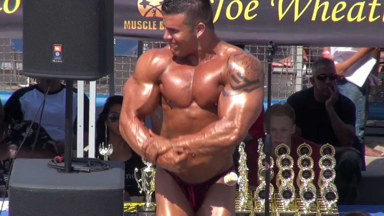 Super-Heavyweight Bostin Loyd Routine at Muscle Beach