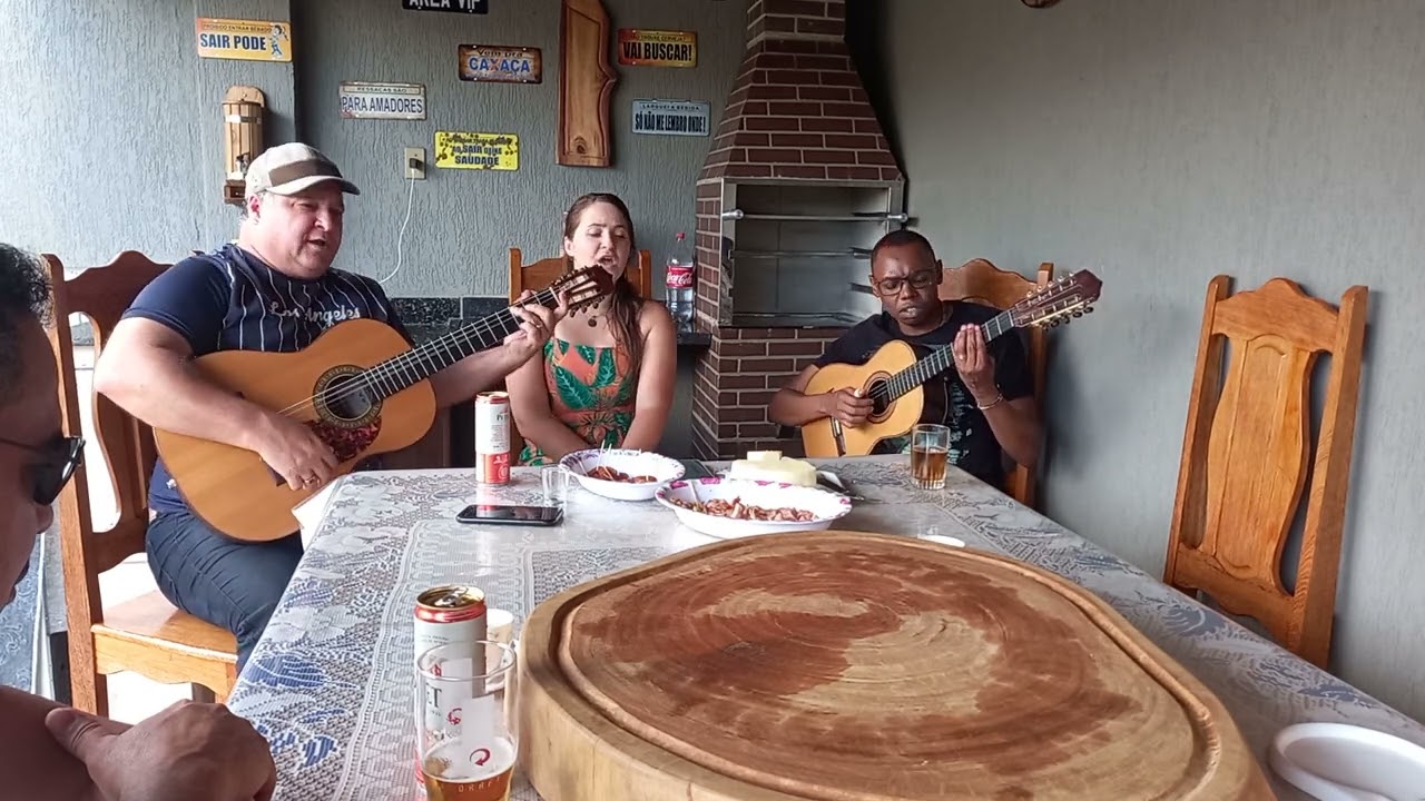 BIQUÍNI BORDÔ - Marcos Violeiro, Vanessa Leal e Thácio