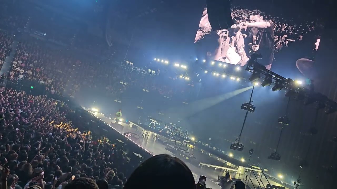 Linkin Park Rod Laver Arena Night 2 - Remember The Name + When They Come For Me