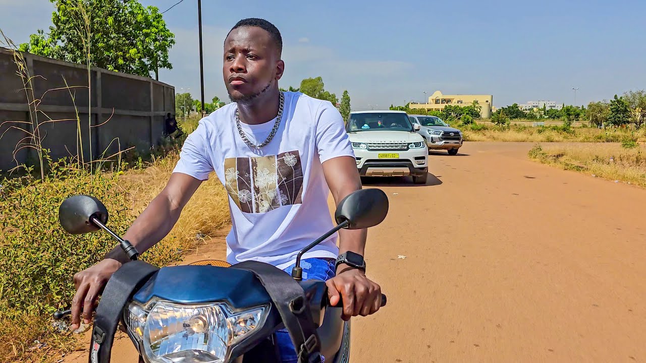 LA CIRCULATION ROUTIÈRE EN AFRIQUE