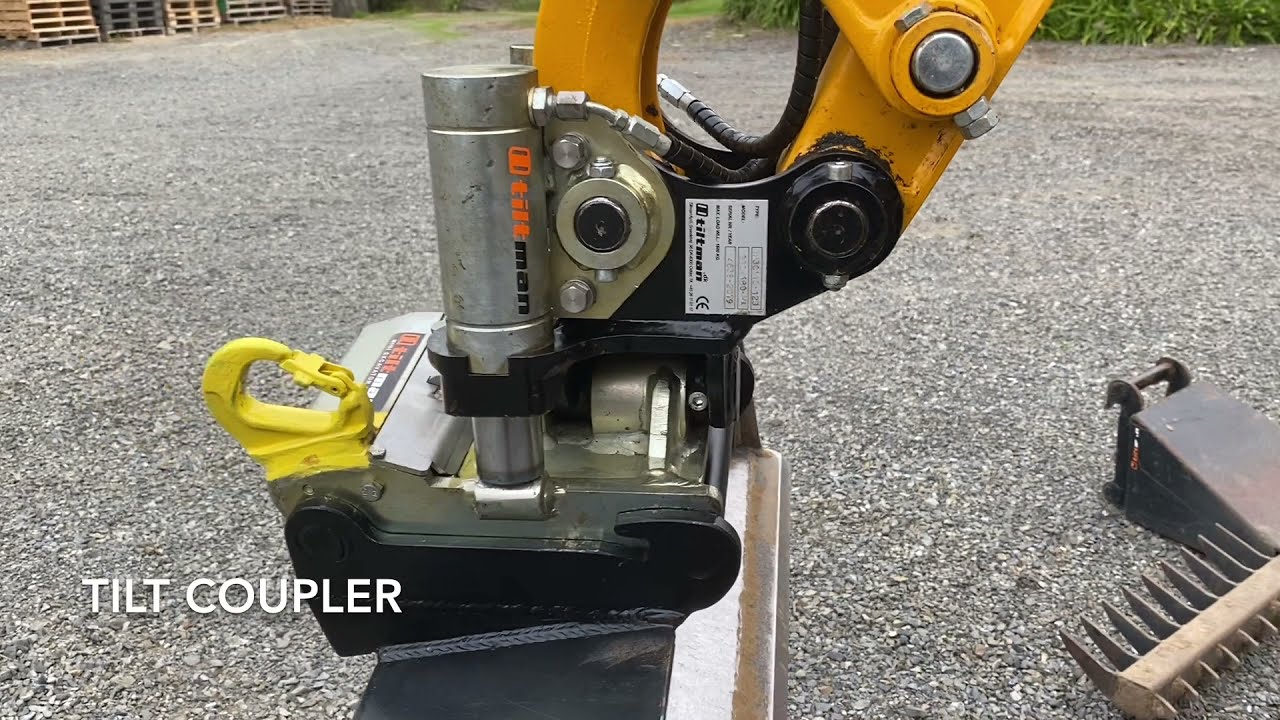 Tilt hitch/Quick coupler demo