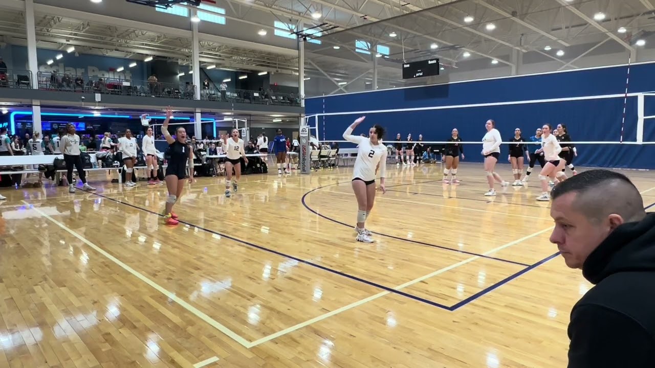 NOVA 17 Maroon vs CEV Sapphire (part 1)