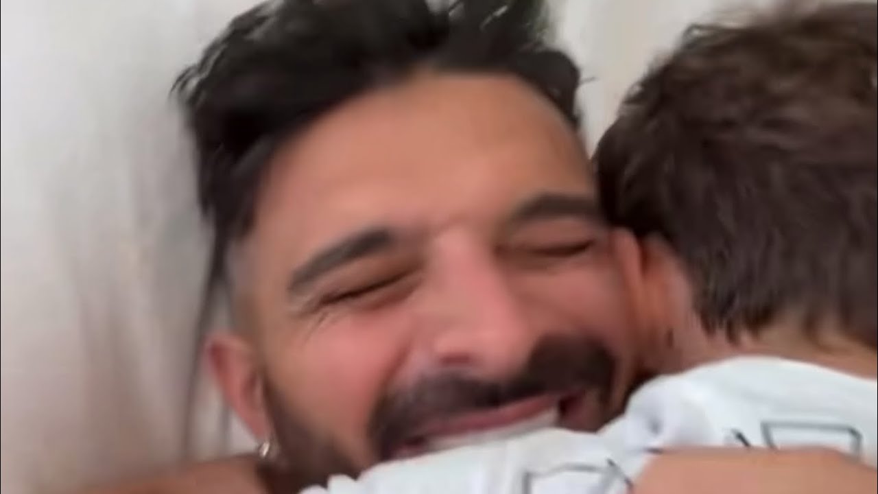 🚨Manon et Julien Tanti ont fait plus de 60 heures de vols é taxis pr retrouver enfin leurs enfants 💕
