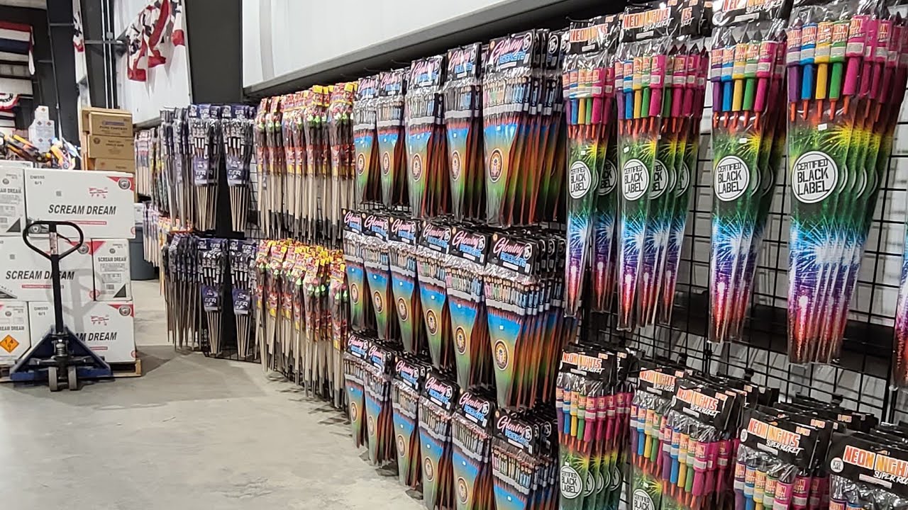 Fireworks Superstore in Hannibal MO Rockets Section! ALL ROCKETS!!