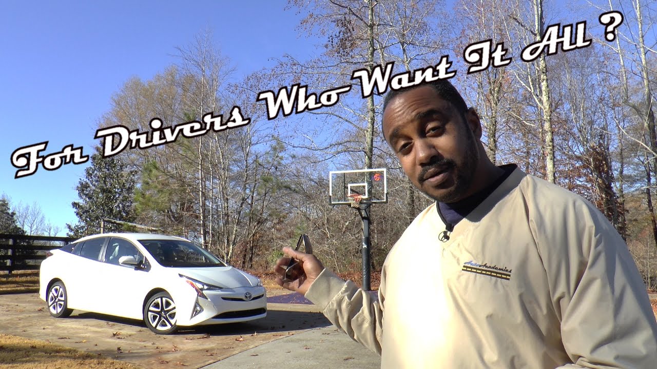2016/17 Toyota Prius Four Touring Review - For Drivers Who Want It All?