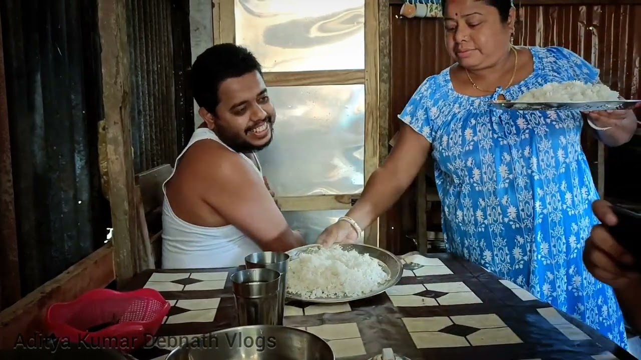 অনেকদিন পর অরুণবাবর শশুর বাড়িতে গেলাম...