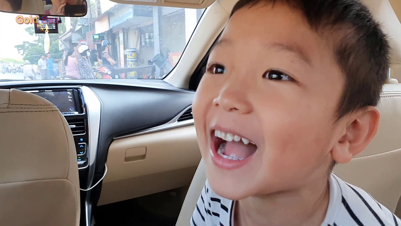 Gold Sea Về Qu&ecirc; Thăm &Ocirc;ng B&agrave; Nội Phần 1 - Tr&ecirc;n Đường Về Qu&ecirc; Nội Ở Hải Dương