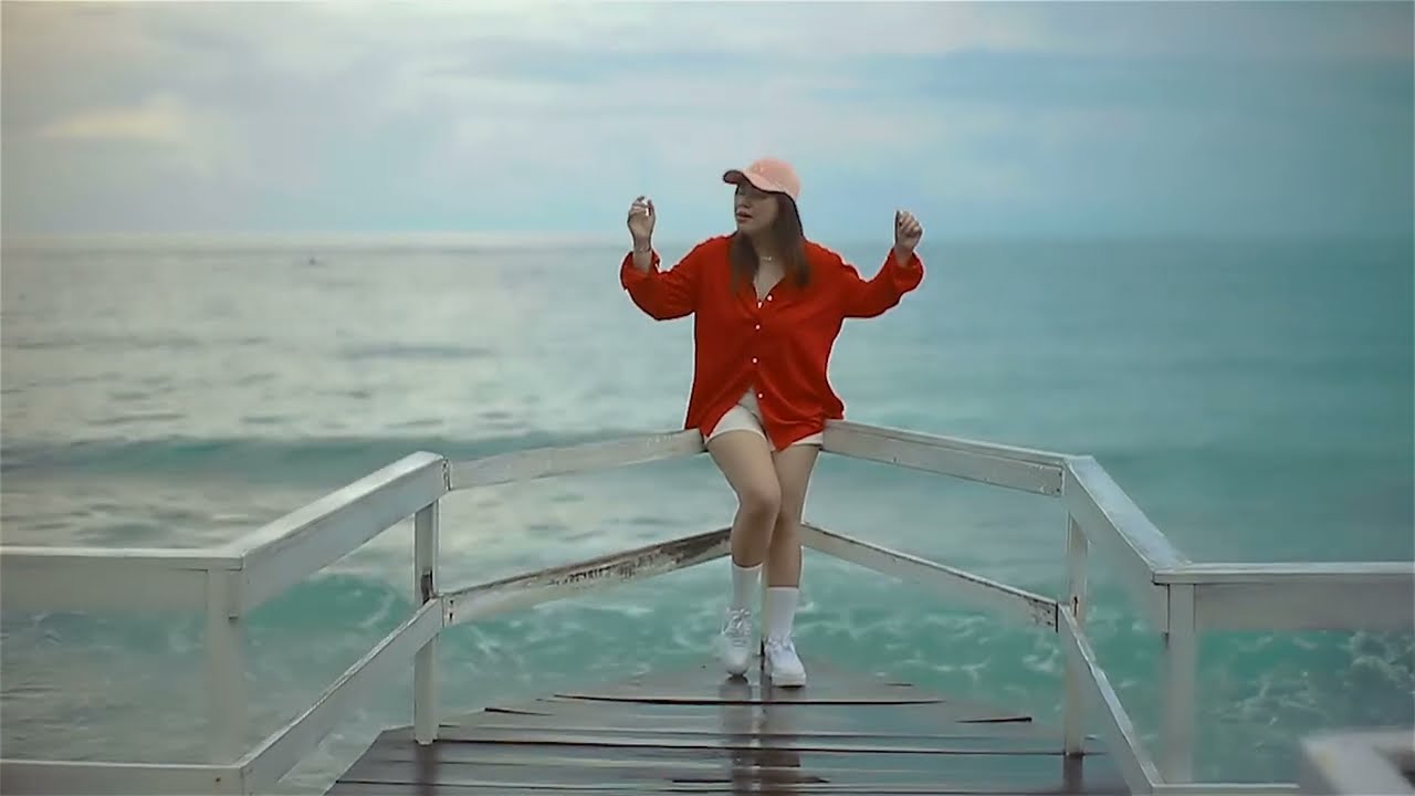 Natalia Wowor - LAPAS ALE PI DENG DIA (Official Music Video)