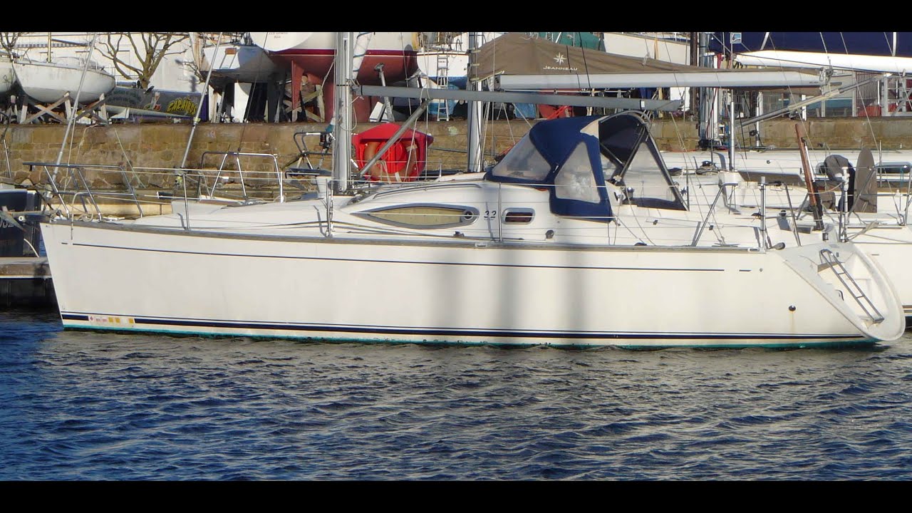 Feeling 32 DI - Kirié Feeling 32 DI for sale Nautic West