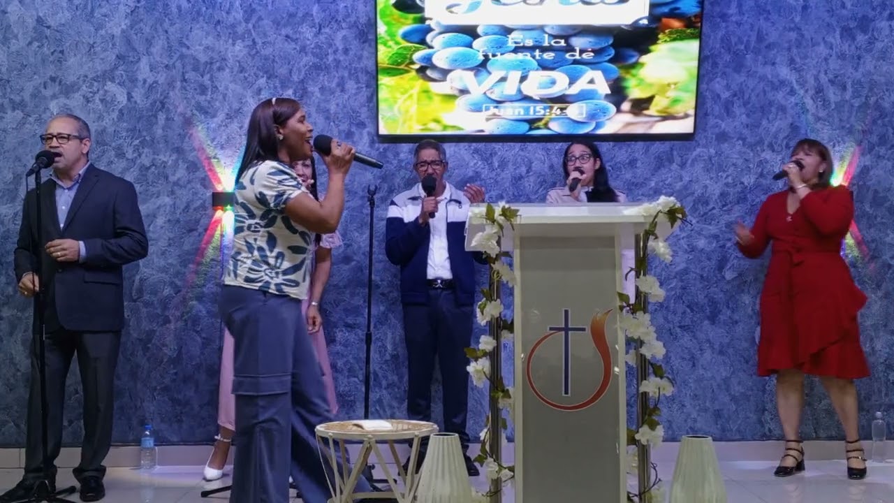 Iglesia de Dios renovando la unción. Adorando a nuestro señor Jesucristo 