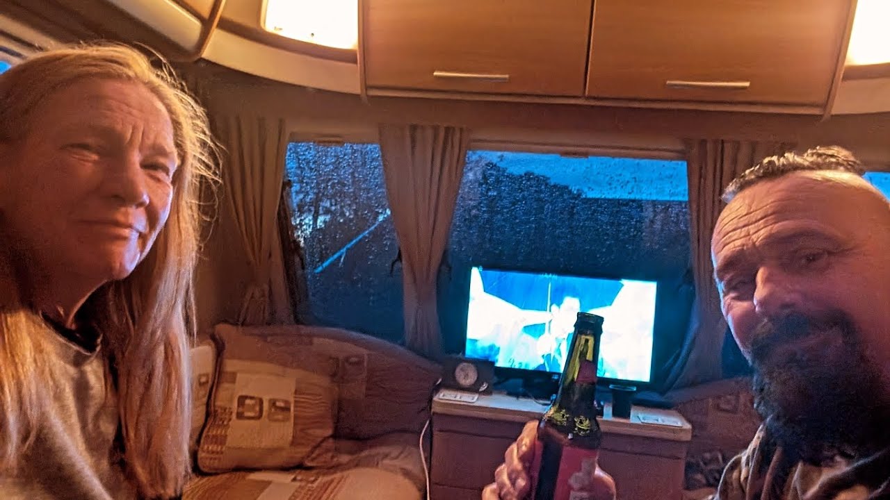 camping at woodview caravan park..