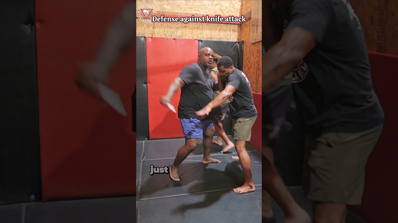 Защита от нападения с ножом. #lasvegascombatacademy ense