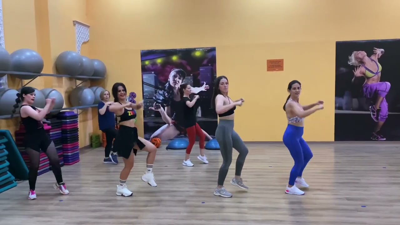 Vagabundo | Sebastian Yatra, Manuel Turizo, Beele | ZUMBA ANA GARROTE