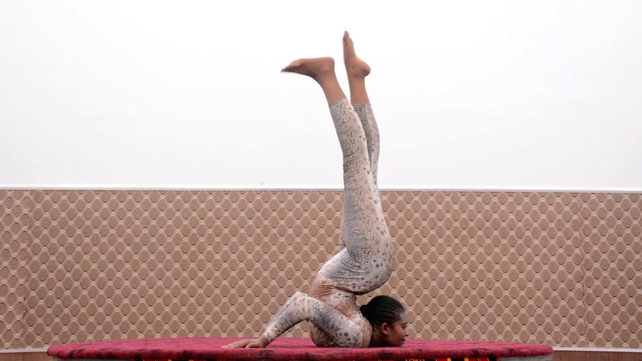 Kefeni - contortionist
