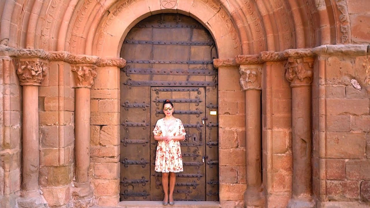 IGLESIA DEDICADA A SAN ANDRÉS EN LA LOCALIDAD DE VILLAMAYOR DE MONJARDÍN (NAVARRA)