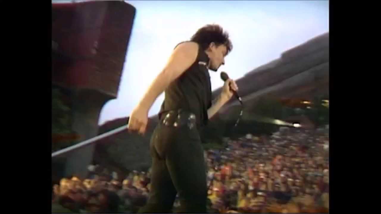 01 Out of Control (U2 Red Rocks FULL CONCERT fit-to-cd)