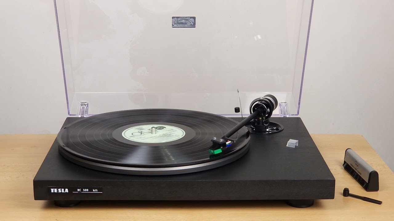 Orchestr Gustava Broma - Winnetou -- Tesla NC 500 + Audio Technica AT95E