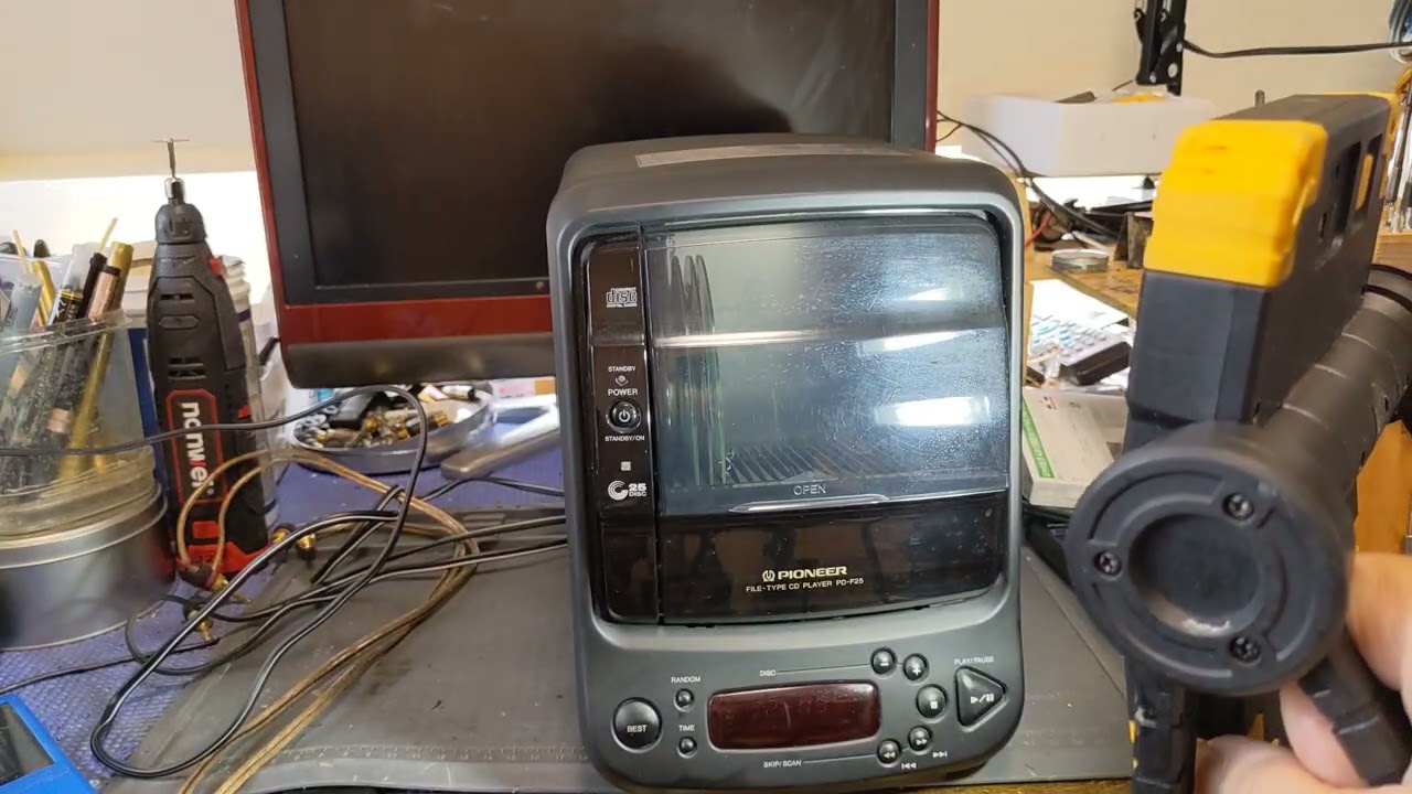 Pioneer PD-F25A CDチェンジャー