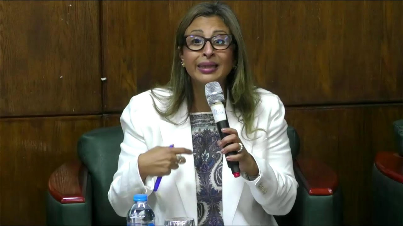 الجلسة الافتتاحية لمؤتمر الكلية بعنوان  