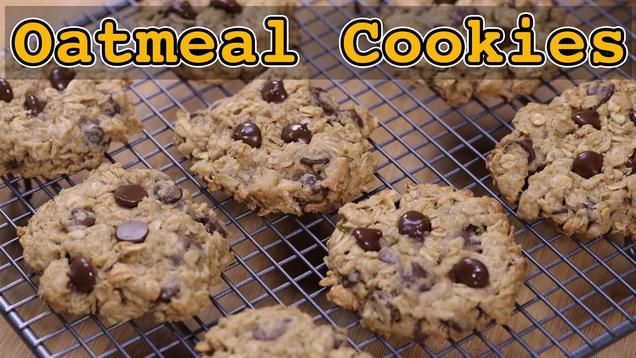 Super Simple and Chewy Oatmeal Cookies with Brown Sugar