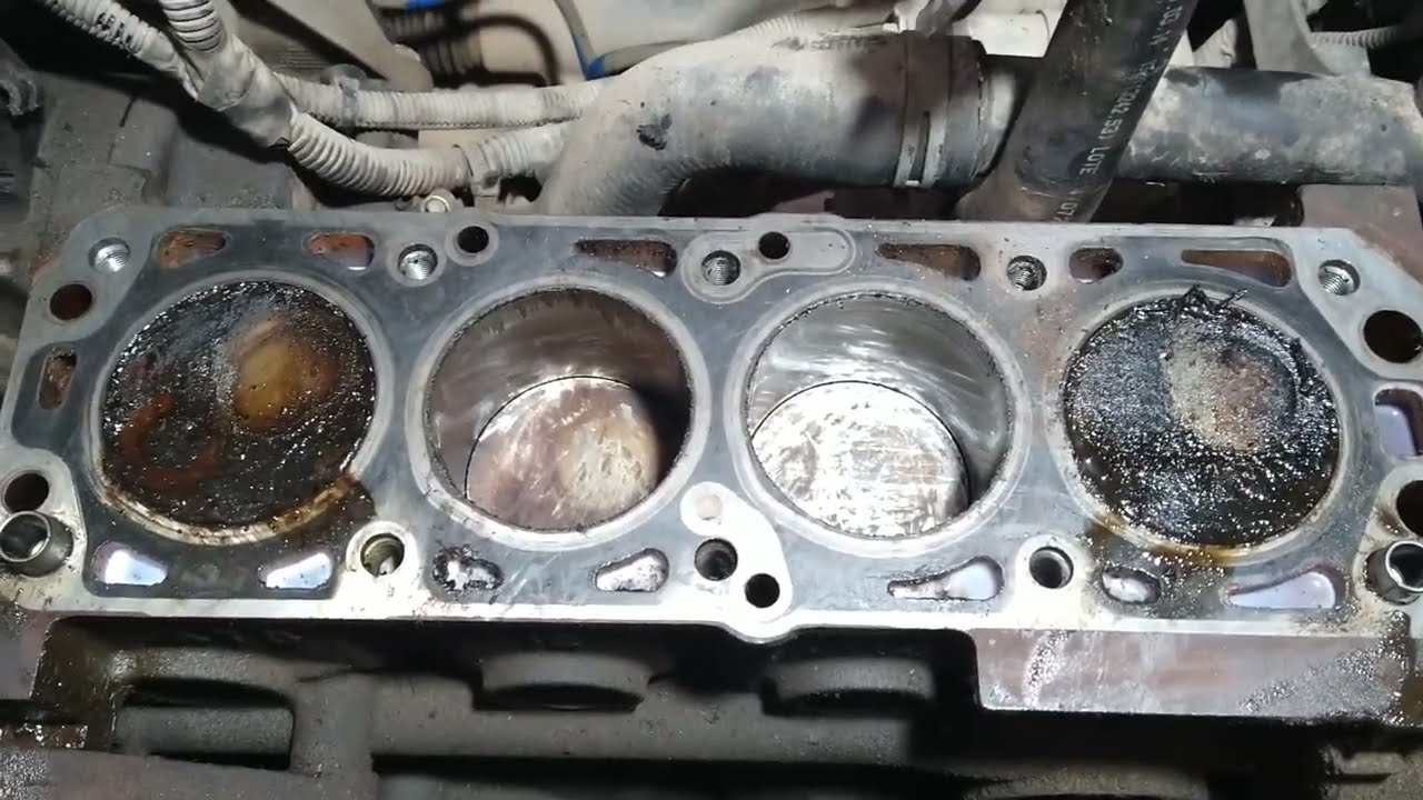 motor grilando ou batendo pino de pist&atilde;o
