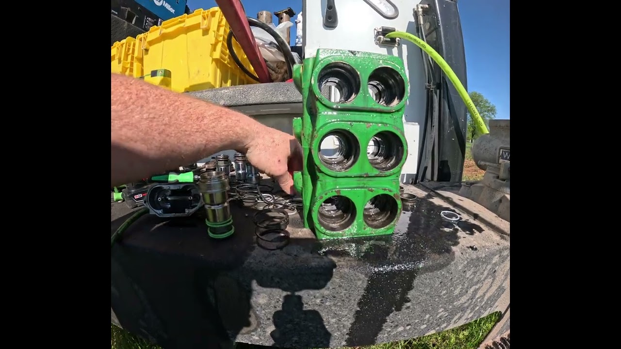 John Deere 7810 scv coupler rebuild