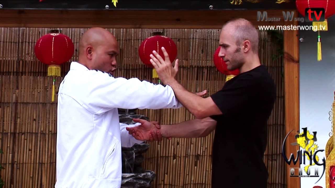Wing Chun Chi Sao - 1 hand outside1 hand inside Lesson 12
