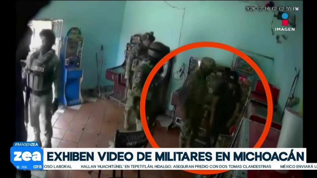 Militares son exhibidos golpeando y amenazando a joven de Michoac&aacute;n | Noticias con Francisco Zea