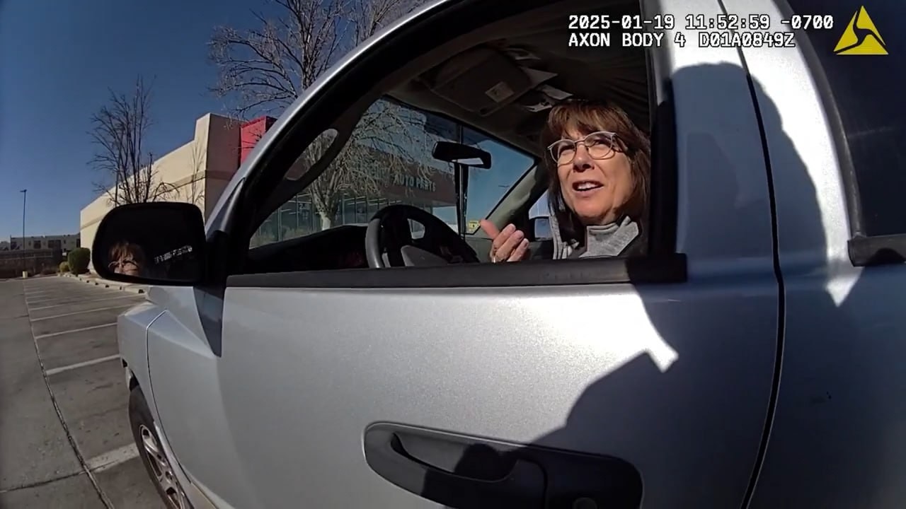 Traffic Stop Turns Into a Woman&rsquo;s Worst Nightmare!