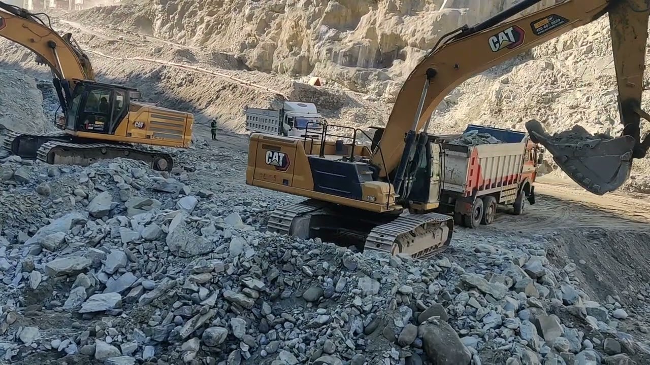 @Powe loading machine #automobile #construction Equipment #chaterpiller #2  Exveater Earth mining 
